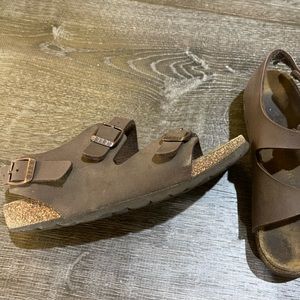 Kids Birkenstock Sandals Size 28